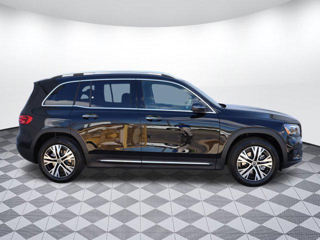 new 2024 Mercedes-Benz GLB 250 car, priced at $51,215