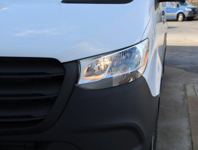 new 2025 Mercedes-Benz Sprinter 2500 car, priced at $77,086