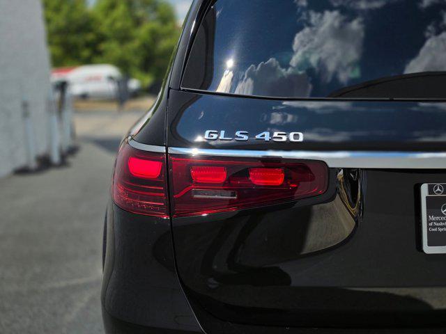 new 2026 Mercedes-Benz GLS 450 car