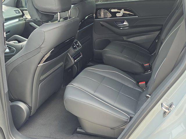 new 2025 Mercedes-Benz GLS 580 car, priced at $130,180