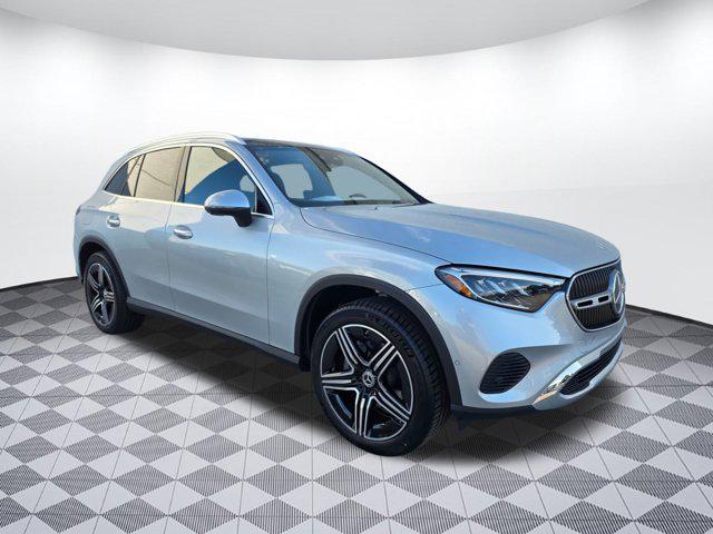 new 2026 Mercedes-Benz GLC 300 car, priced at $61,785