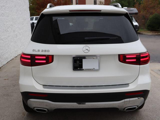 new 2025 Mercedes-Benz GLB 250 car, priced at $51,800