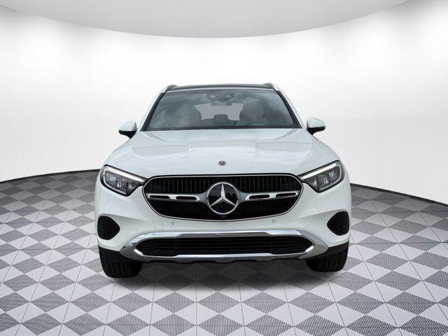 new 2025 Mercedes-Benz GLC 350e car, priced at $68,645
