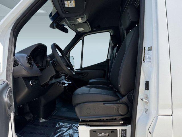new 2025 Mercedes-Benz Sprinter 2500 car, priced at $62,108