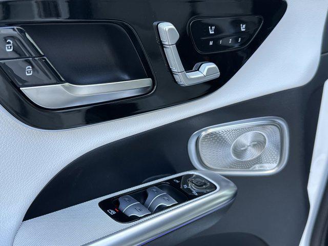 new 2025 Mercedes-Benz GLC 350e car, priced at $72,275
