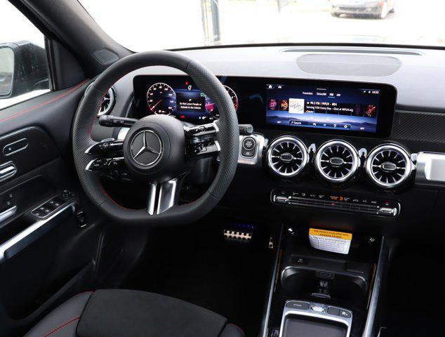 new 2024 Mercedes-Benz GLB 250 car, priced at $49,100