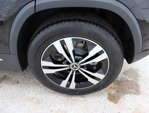 used 2025 Mercedes-Benz GLA 250 car, priced at $43,953