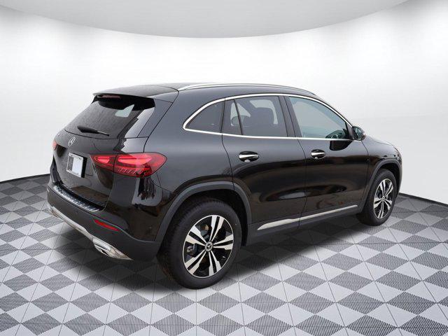 used 2025 Mercedes-Benz GLA 250 car, priced at $43,953