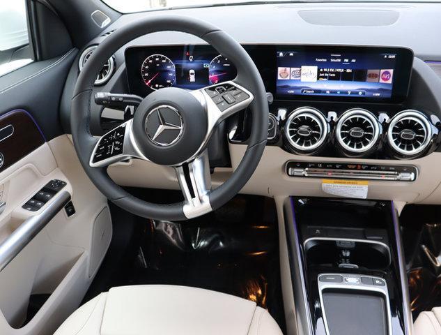 new 2025 Mercedes-Benz GLA 250 car, priced at $49,090