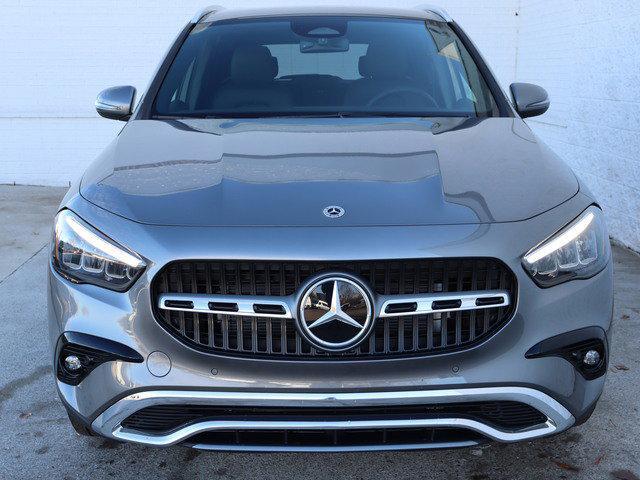 new 2025 Mercedes-Benz GLA 250 car, priced at $49,305