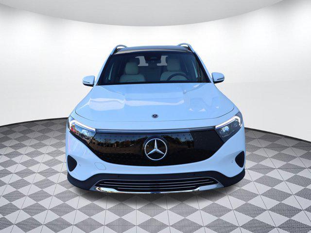 new 2024 Mercedes-Benz EQB 300 car, priced at $61,255