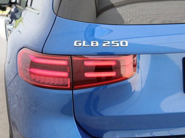 new 2024 Mercedes-Benz GLB 250 car, priced at $53,375