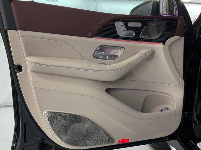 new 2025 Mercedes-Benz Maybach GLS 600 car, priced at $193,845