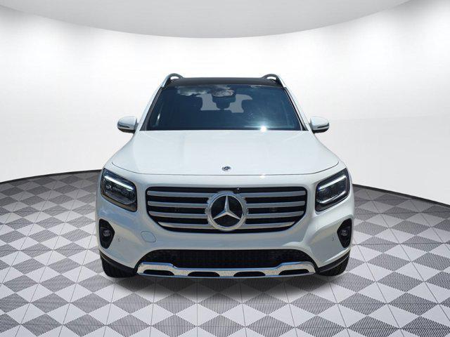 new 2025 Mercedes-Benz GLB 250 car, priced at $49,255