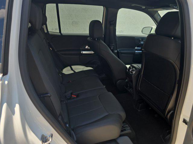new 2025 Mercedes-Benz GLB 250 car, priced at $49,255