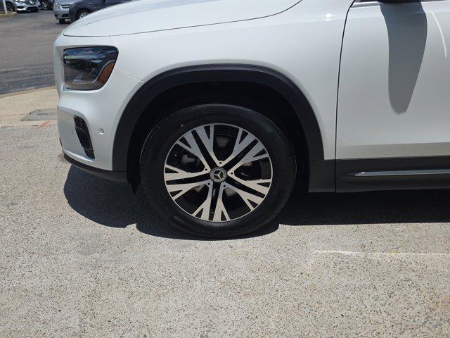 new 2025 Mercedes-Benz GLB 250 car, priced at $49,255