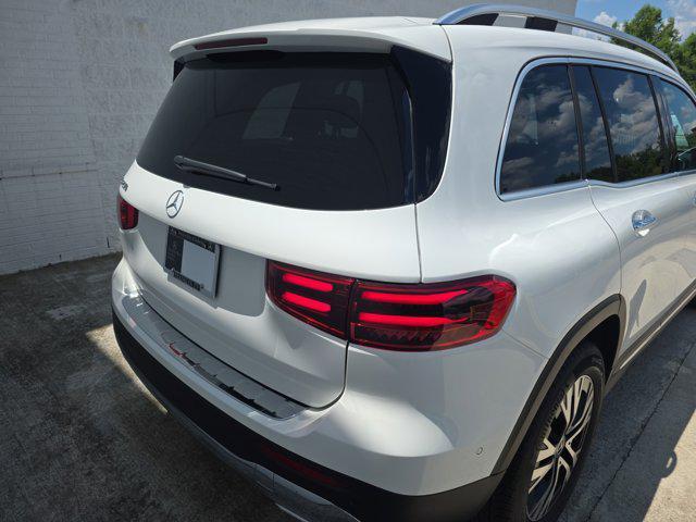 new 2025 Mercedes-Benz GLB 250 car, priced at $49,255