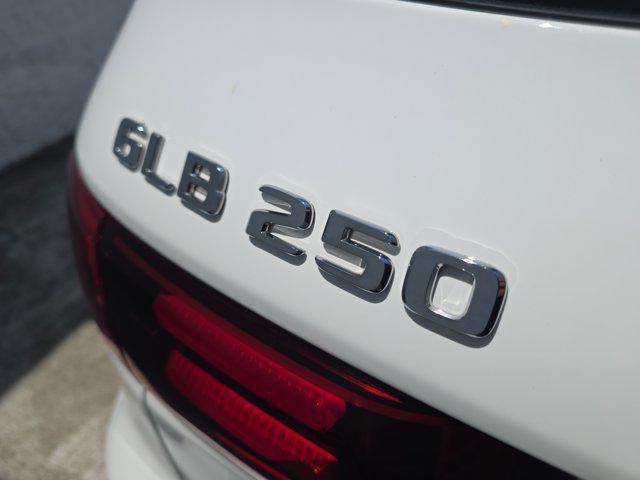 new 2025 Mercedes-Benz GLB 250 car, priced at $49,255