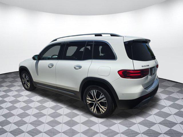 new 2025 Mercedes-Benz GLB 250 car, priced at $49,255