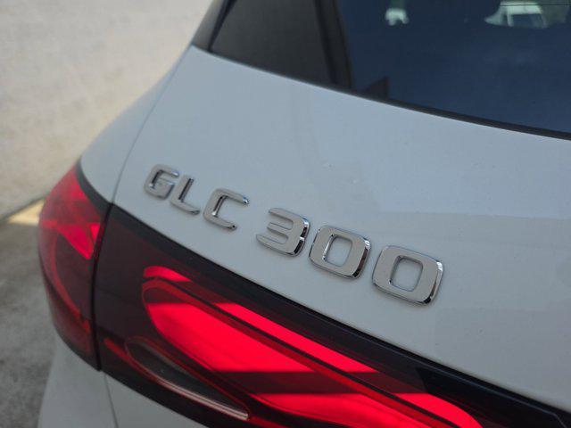 new 2025 Mercedes-Benz GLC 300 car, priced at $60,755
