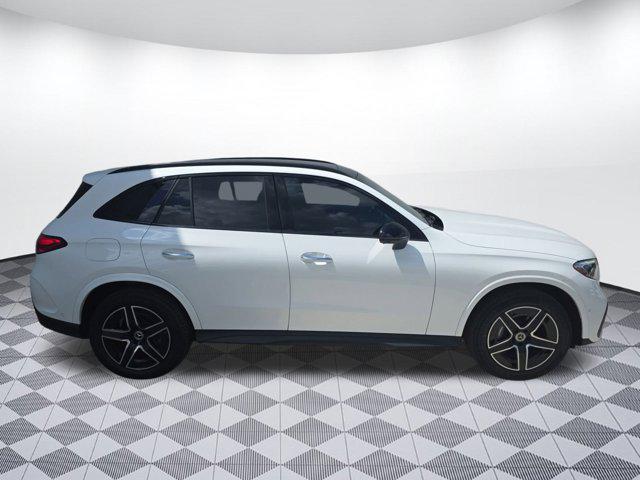 new 2025 Mercedes-Benz GLC 300 car, priced at $60,755