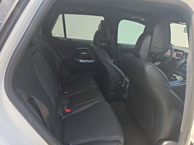 new 2025 Mercedes-Benz GLC 300 car, priced at $60,755
