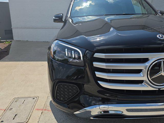 new 2025 Mercedes-Benz GLS 450 car, priced at $92,275