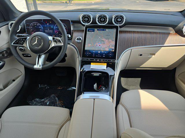 new 2025 Mercedes-Benz GLC 300 car, priced at $56,585