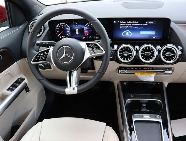 new 2025 Mercedes-Benz GLA 250 car, priced at $51,860