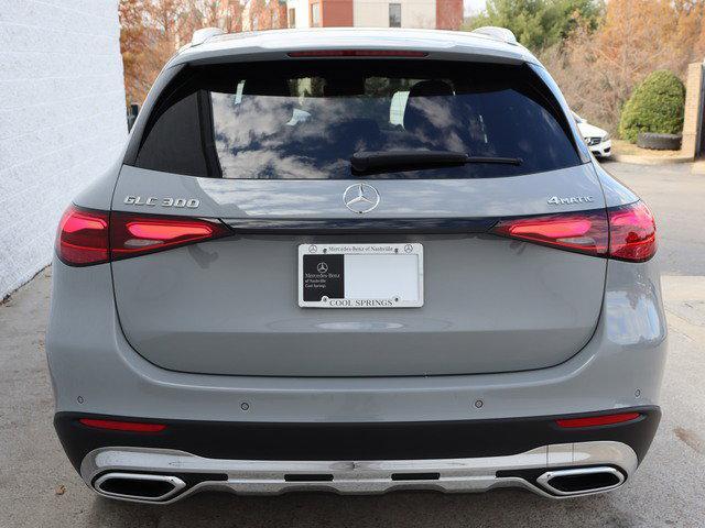 new 2025 Mercedes-Benz GLC 300 car, priced at $61,190