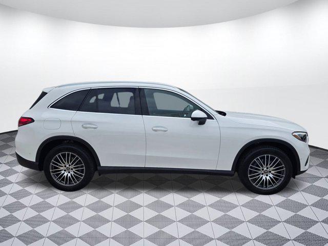 new 2026 Mercedes-Benz GLC 300 car, priced at $61,150