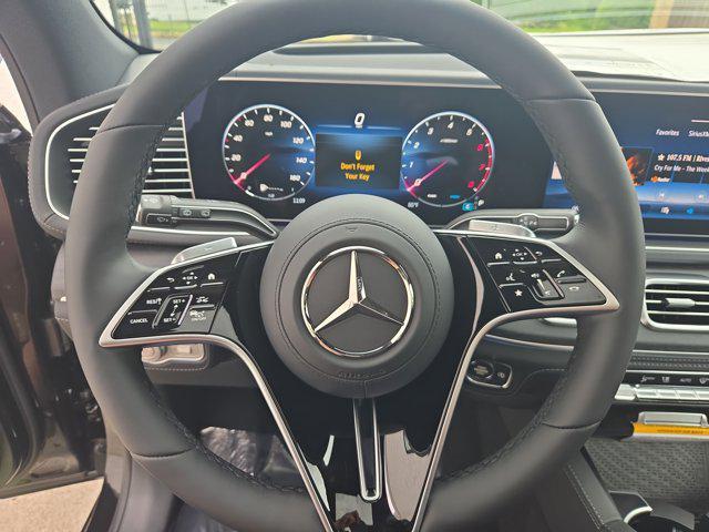 new 2025 Mercedes-Benz GLE 450 car, priced at $90,555