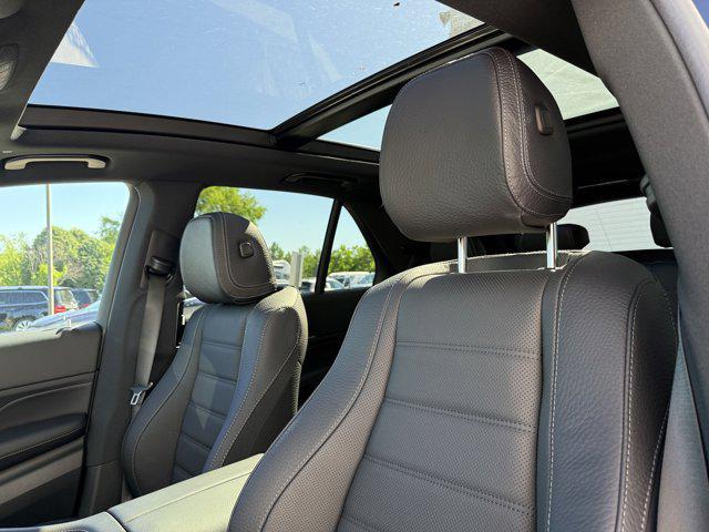 new 2025 Mercedes-Benz GLE 350 car, priced at $83,105