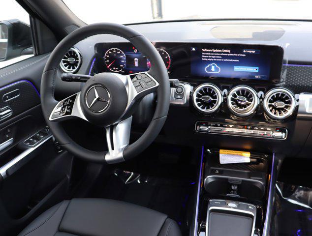 new 2024 Mercedes-Benz GLB 250 car, priced at $51,215