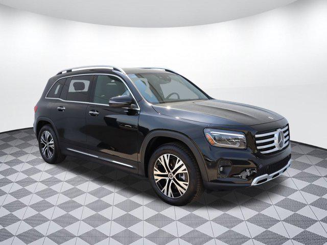 new 2024 Mercedes-Benz GLB 250 car, priced at $51,215