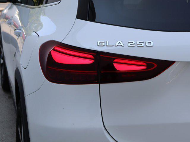 new 2025 Mercedes-Benz GLA 250 car, priced at $49,170