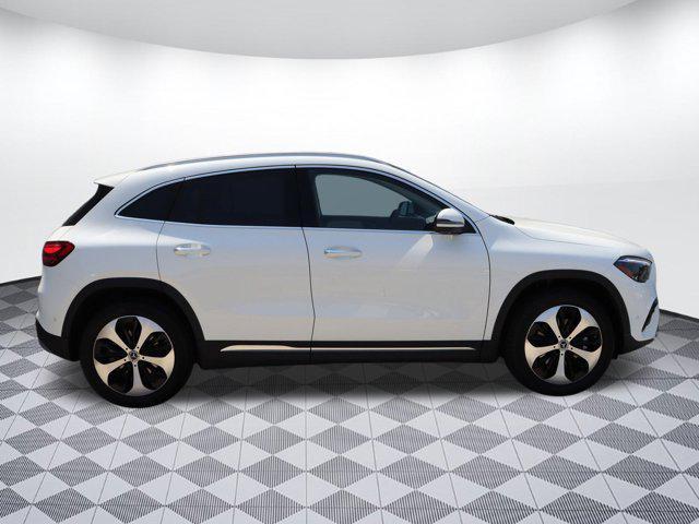 new 2025 Mercedes-Benz GLA 250 car, priced at $49,170