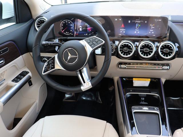 new 2025 Mercedes-Benz GLA 250 car, priced at $49,170