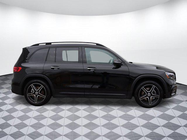 new 2024 Mercedes-Benz GLB 250 car, priced at $49,090