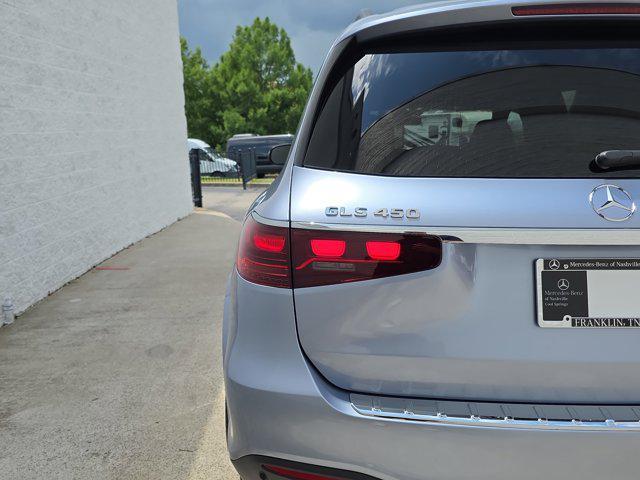 new 2025 Mercedes-Benz GLS 450 car, priced at $114,115
