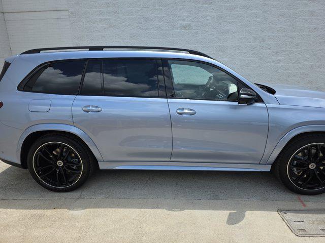 new 2025 Mercedes-Benz GLS 450 car, priced at $114,115