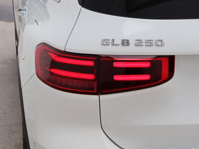 used 2025 Mercedes-Benz GLB 250 car, priced at $50,791
