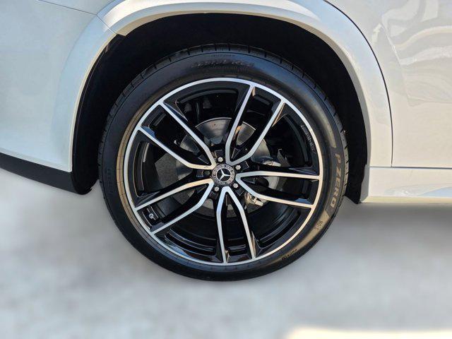 new 2026 Mercedes-Benz GLS 450 car