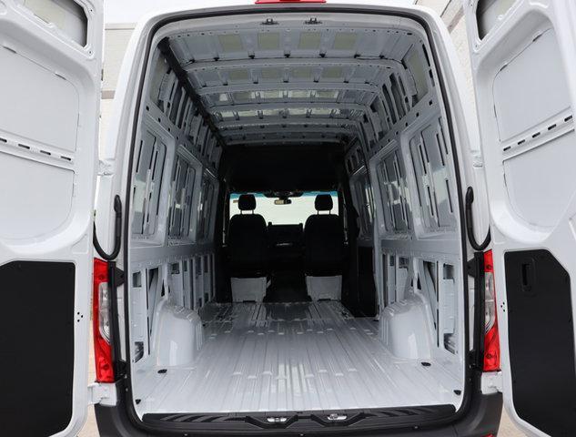 new 2024 Mercedes-Benz Sprinter 2500 car, priced at $60,044