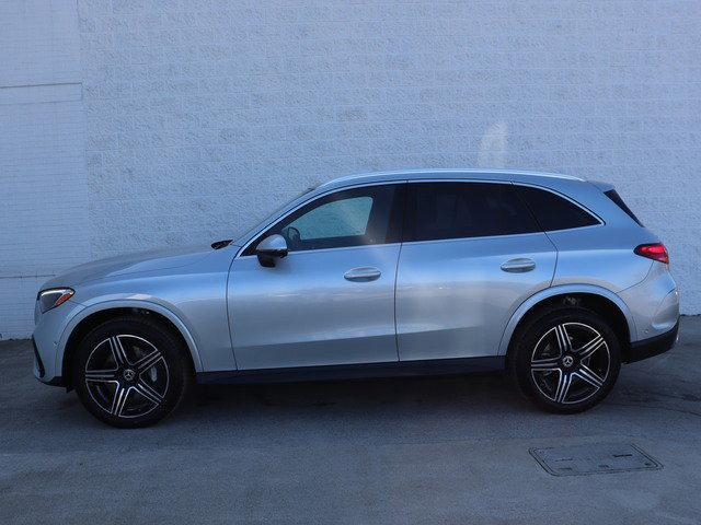 new 2024 Mercedes-Benz GLC 300 car, priced at $60,660