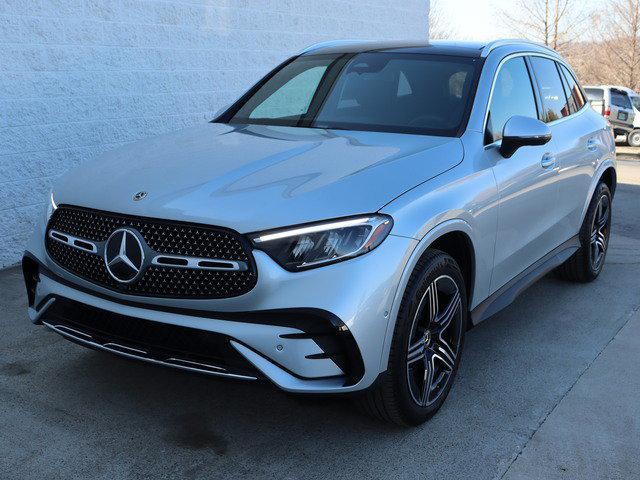 new 2024 Mercedes-Benz GLC 300 car, priced at $60,660