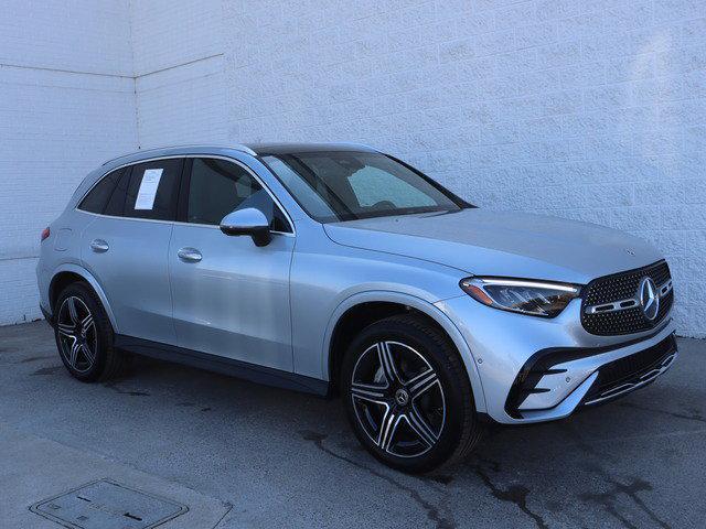 new 2024 Mercedes-Benz GLC 300 car, priced at $60,660