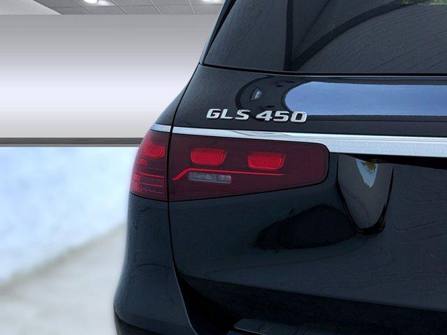 new 2026 Mercedes-Benz GLS 450 car