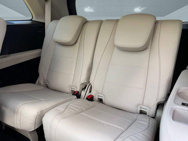 new 2026 Mercedes-Benz GLS 450 car