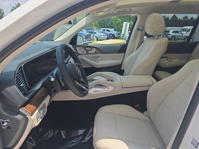 new 2025 Mercedes-Benz GLS 450 car, priced at $91,800